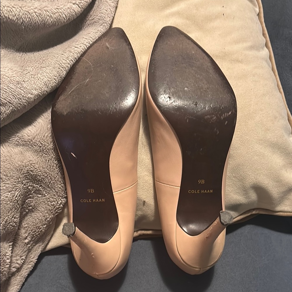 Cole Haan Grand Tan High Heel Pumps - EUC - tan pumps leather - sz 9B
